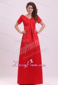 Empire V-neck Short Sleeves Appliques Satin Prom Dress in Red