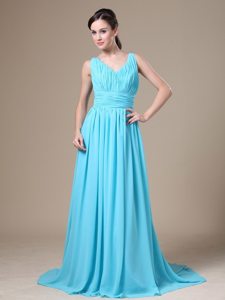 Aqua Blue V-neck Ruched Small Train Lady of the Evening Dresses